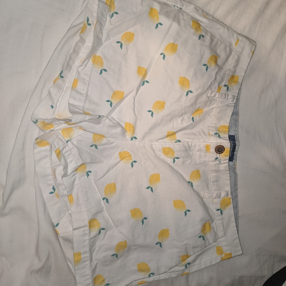 Lemon Shorts